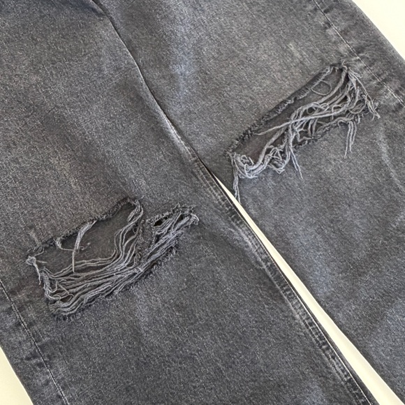 Citizens of Humanity Destructed Ayla Wide Leg Jean from  Aritzia - Picture 8 of 15